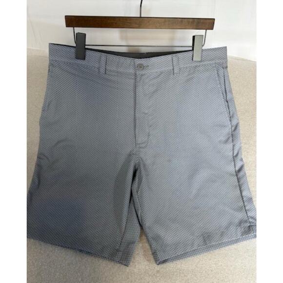 Pair Of Ben Hogan Golf Shorts Size 38 Set Of 2- Khaki & Gray (Spot On Beige) - Picture 2 of 9